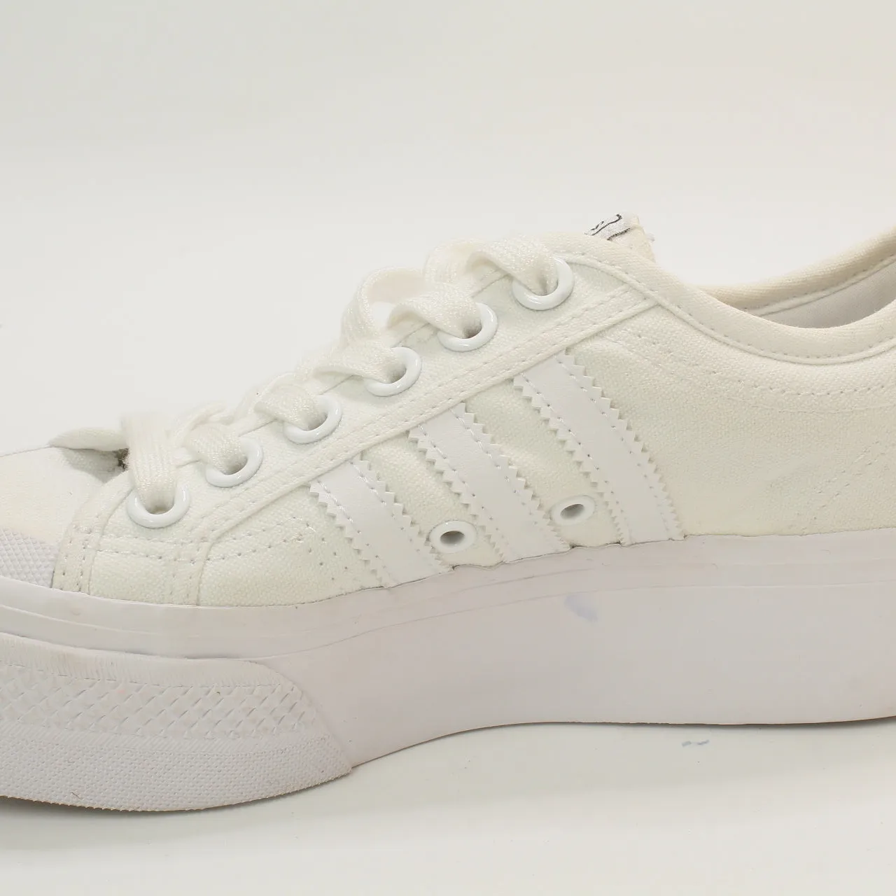 adidas Nizza Platform - White, UK Size 4