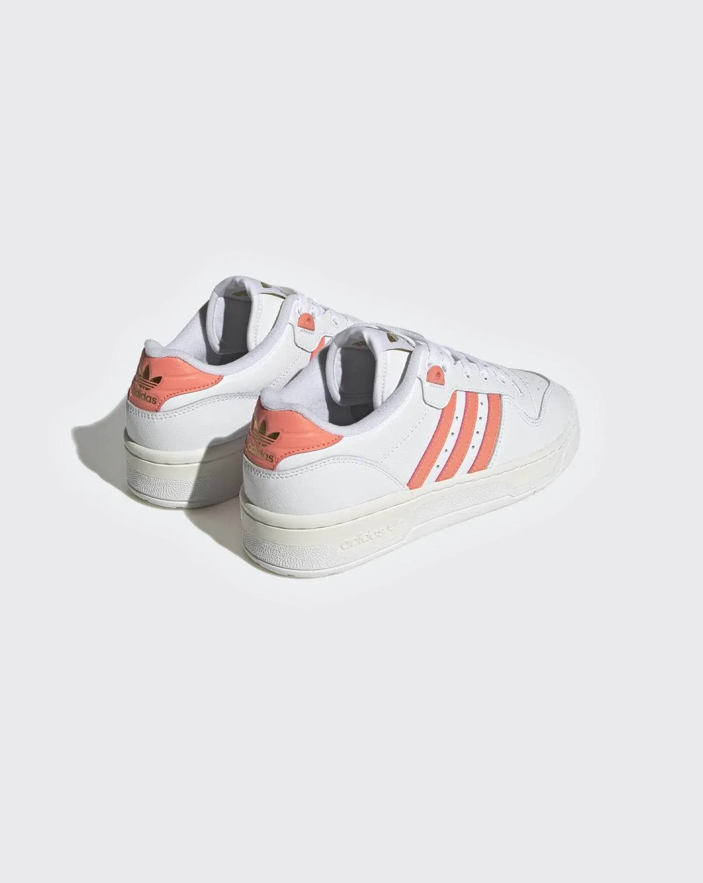 adidas women's low-top sneakers