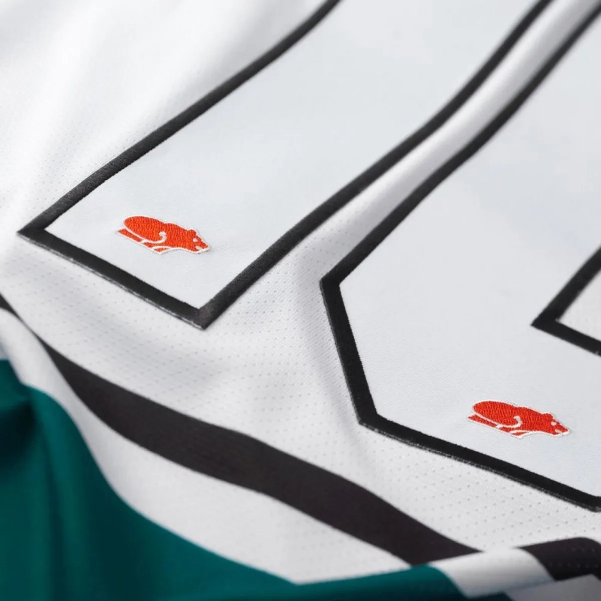 Karhu X Tackla Hockey Jersey (White / Green)