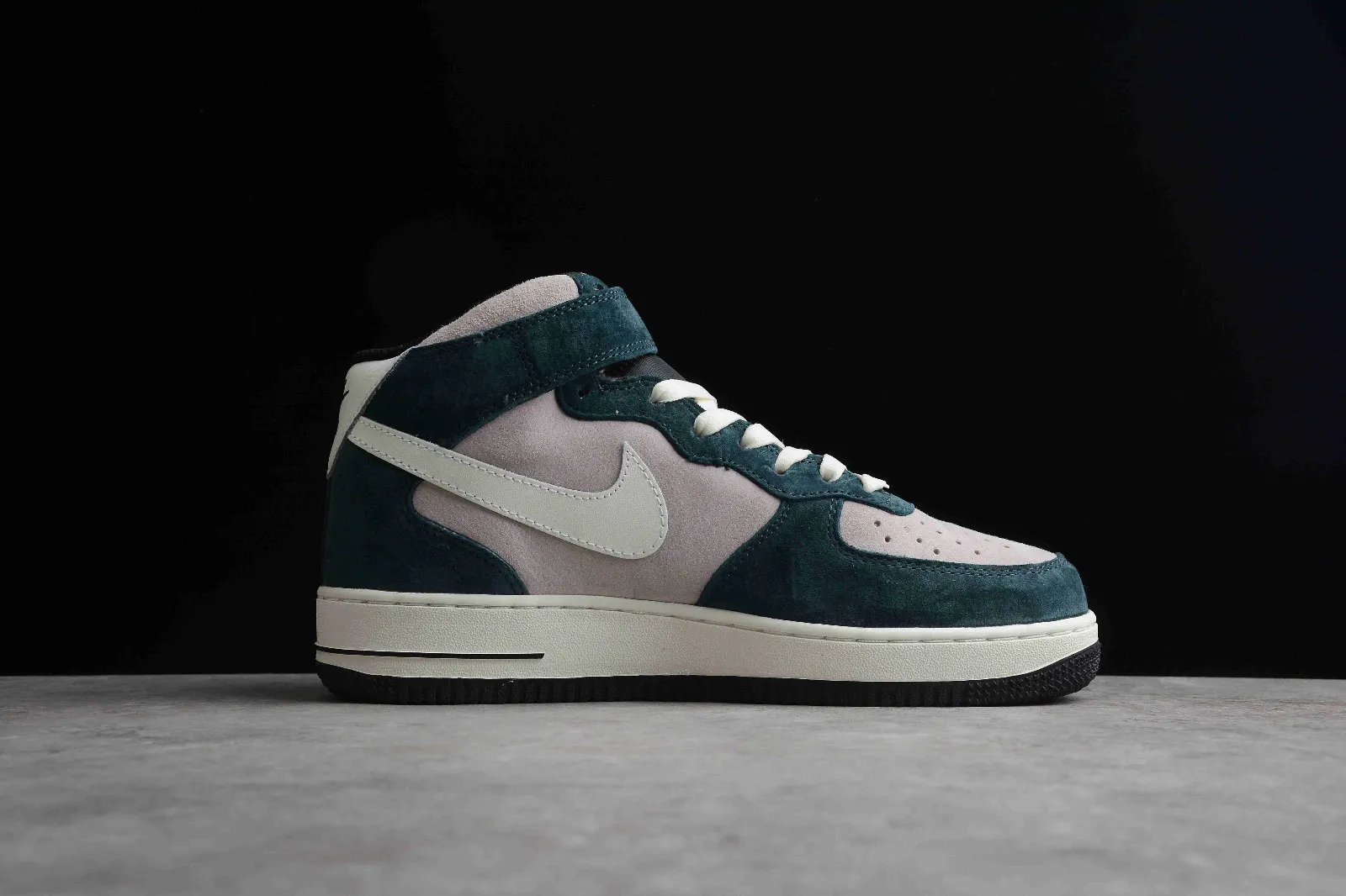 Nike Air Force 1 07 Mid Sail White Dark Green Grey DE6933-865