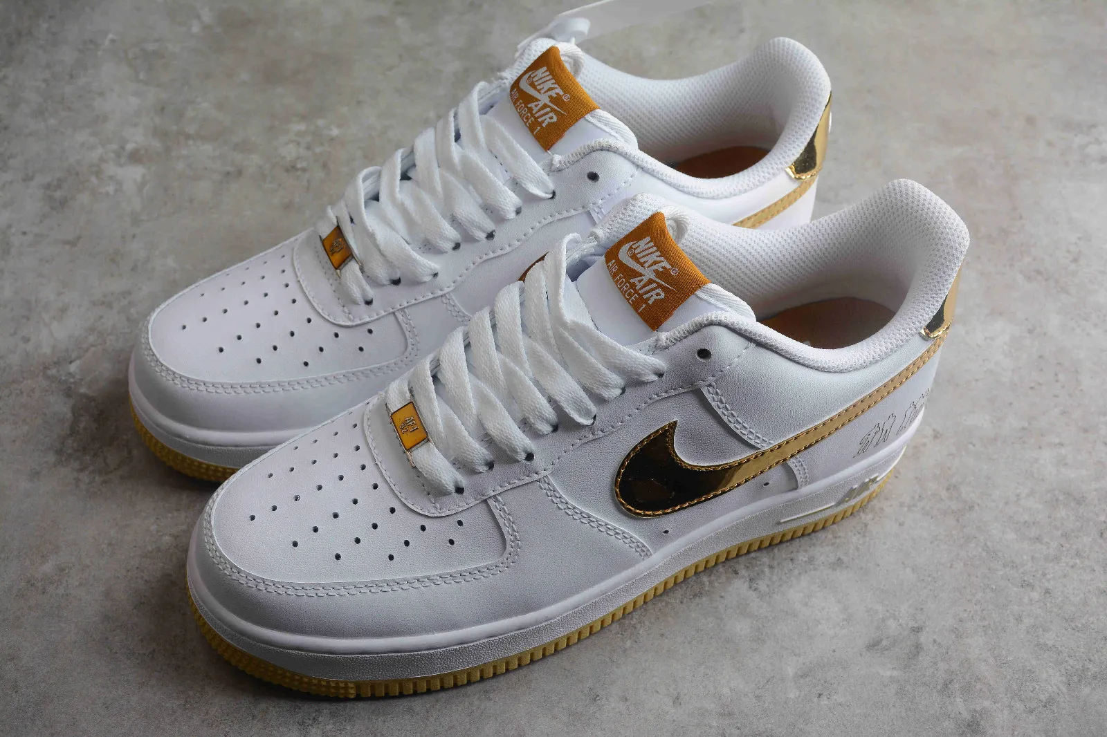 Nike Air Force 1 Low Players White Metallic Gold 315092-171