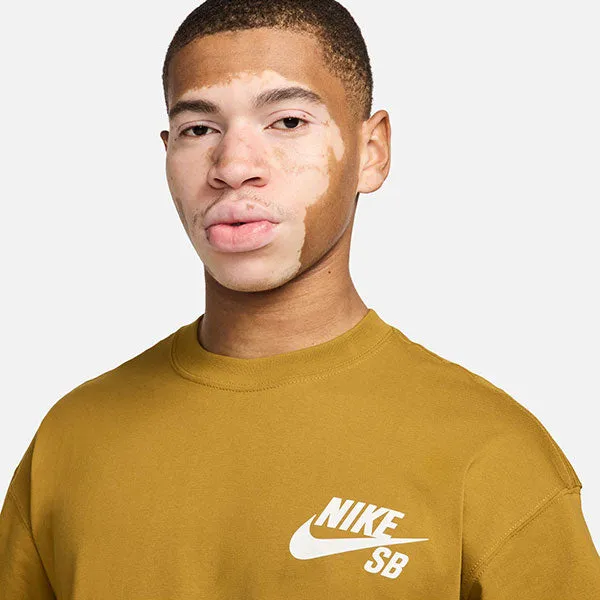 Nike SB Logo Tee Bronzine can be rewritten as Nike SB T-shirt in Bronzine color.