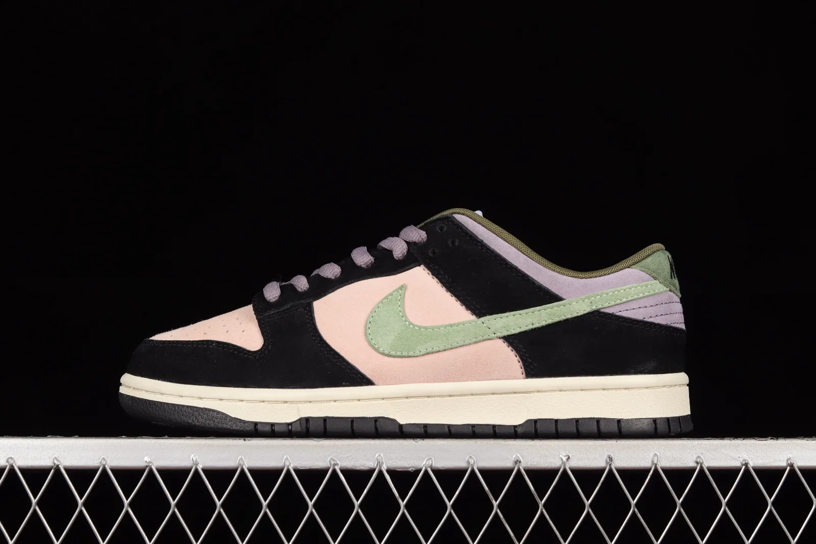 Otomo Katsuhiro x Nike SB Dunk Low Steamboy OST Purple Green DO7412-989