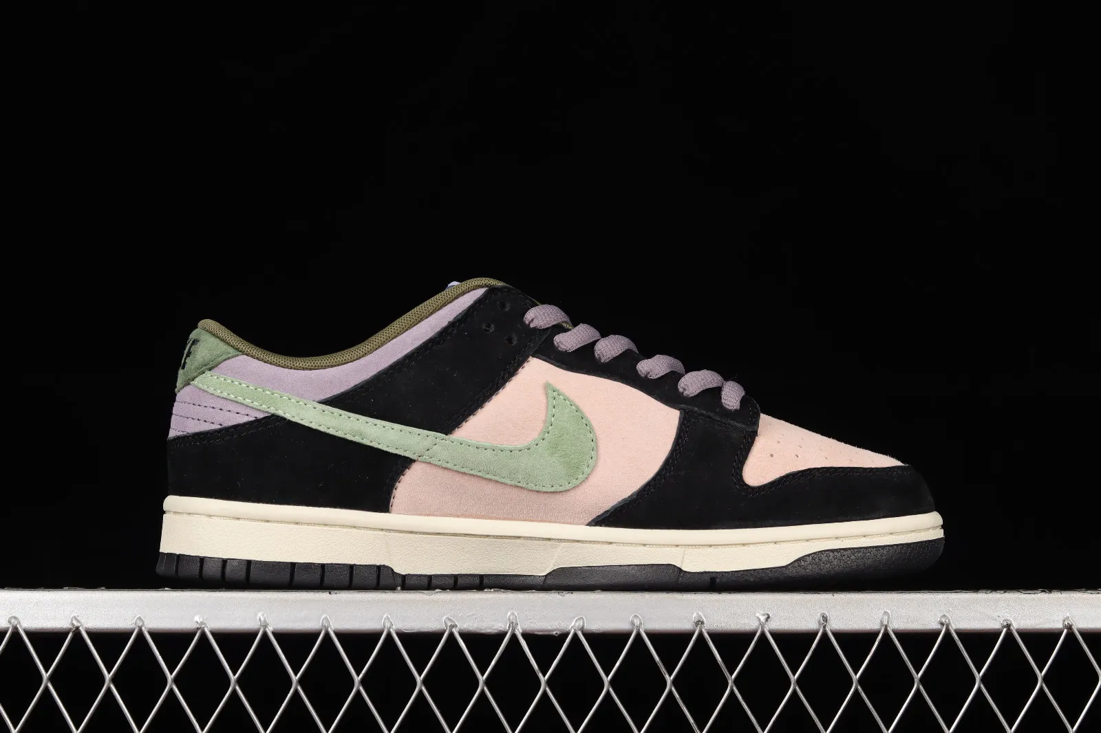 Otomo Katsuhiro x Nike SB Dunk Low Steamboy OST Purple Green DO7412-989