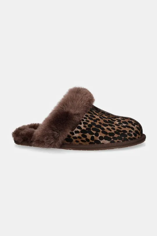 UGG slippers Scuffette Caspian brown color 1158352-BCDR